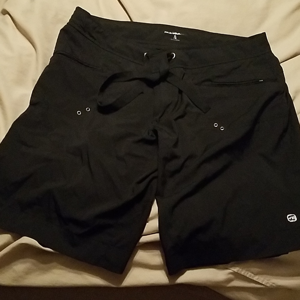 Quick dry ladies shorts size 16